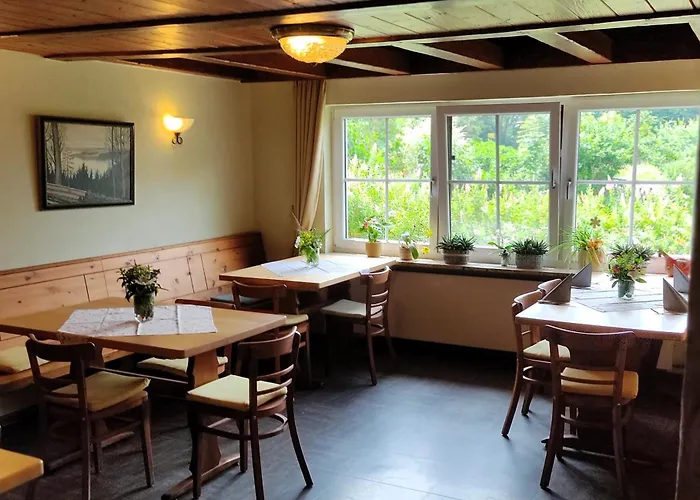 Inn Grünvogels Landgasthof Zum Grünen Baum